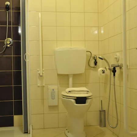 Hotell Regalpetra 3*